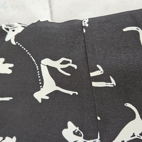 Spenser Jeremy Dog Walking Silk Top Size M - Picture 9 of 11